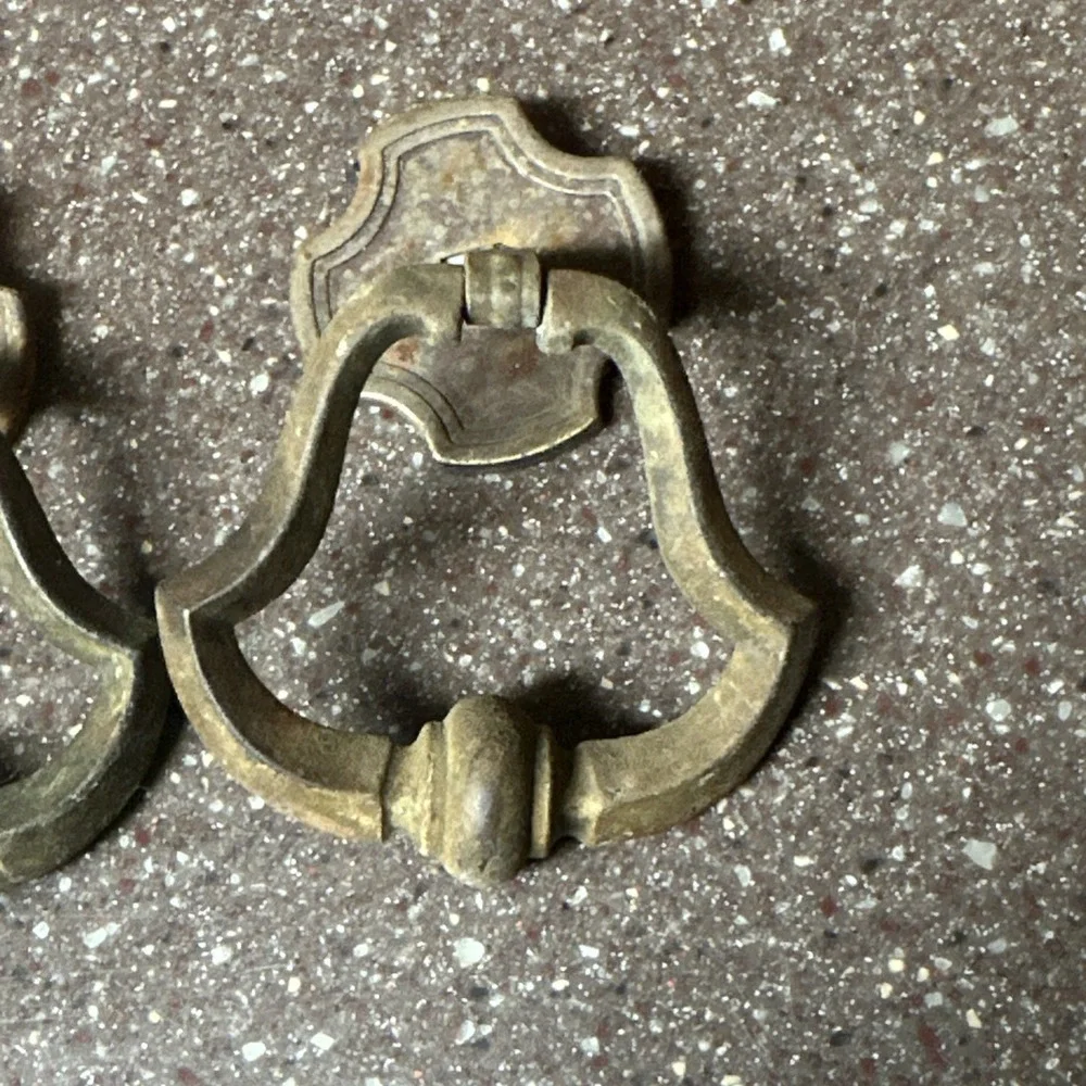 Set 3 VTG Antique Brass Drop Bail Drawer Pulls w Backplates 2.25